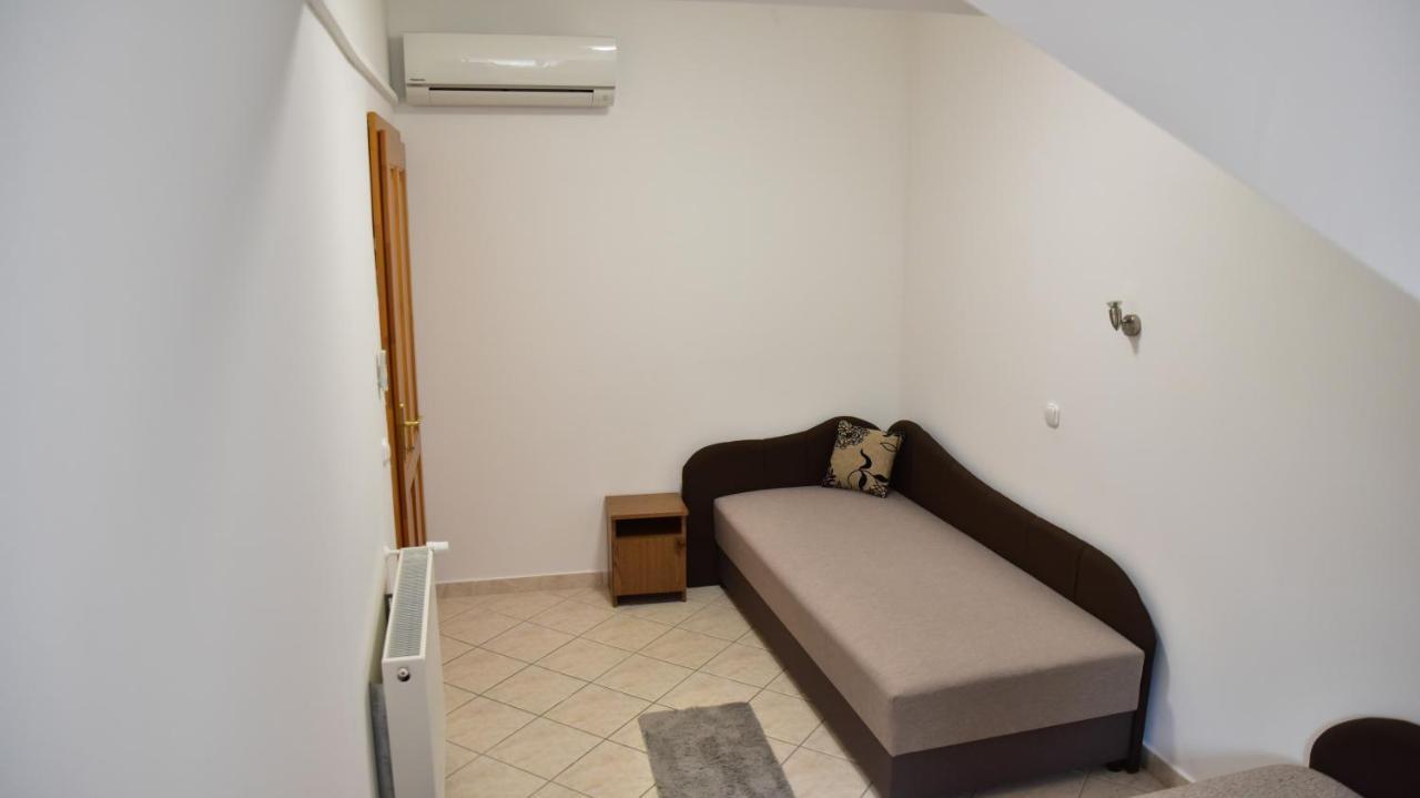 Bremi Apartman Fonyodliget ภายนอก รูปภาพ